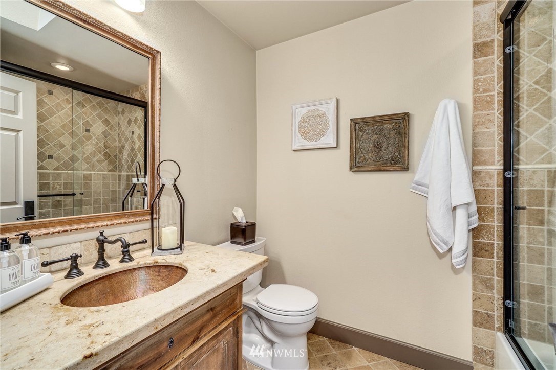 1004 269th Avenue Southeast Sammamish, WA 98075 - Photo 32 of 40