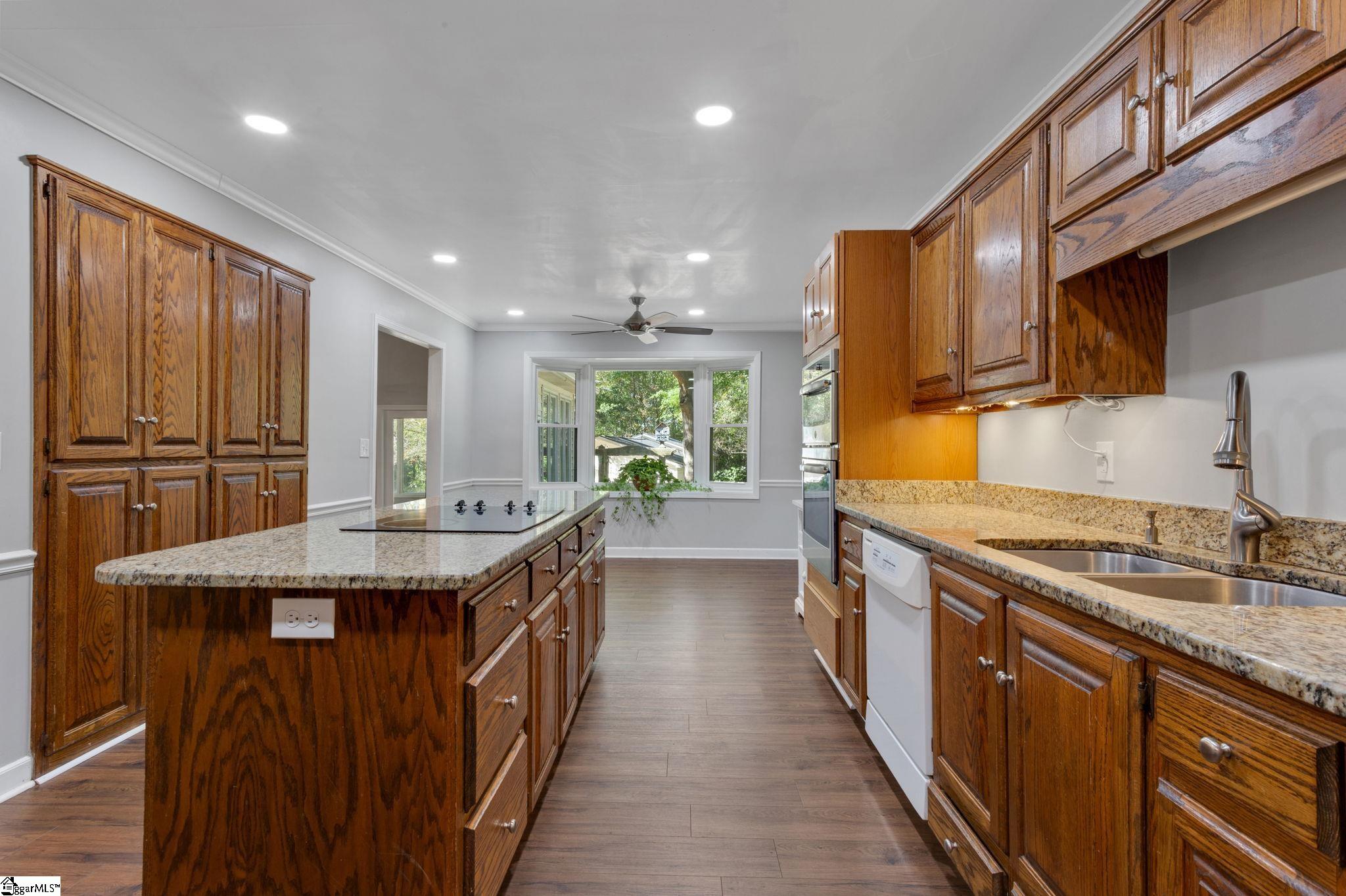 145 Commodore Drive Duncan, SC 29334 - Photo 13 of 34