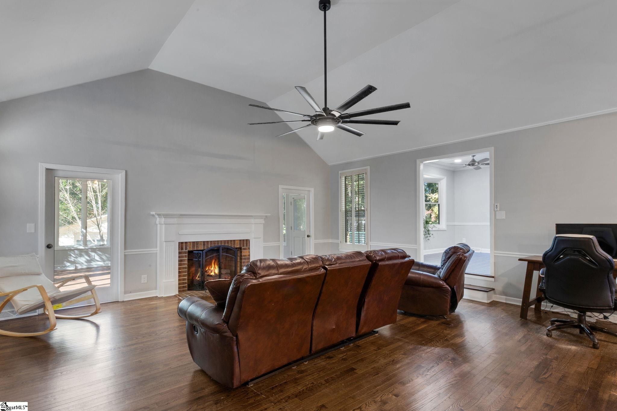 145 Commodore Drive Duncan, SC 29334 - Photo 10 of 34