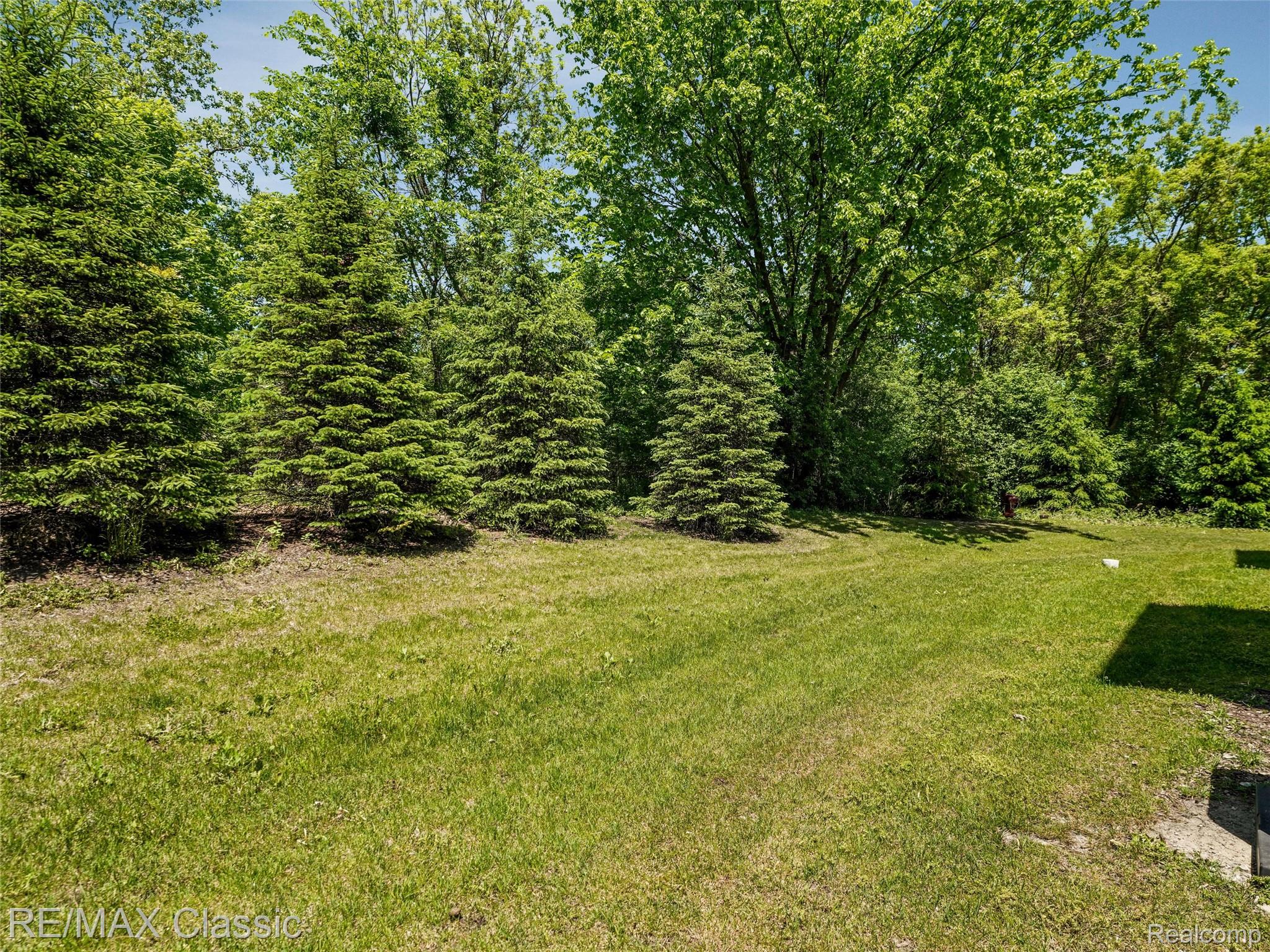 24869 Ivy Road Novi, MI 48375 - Photo 30 of 31 Private Backyard