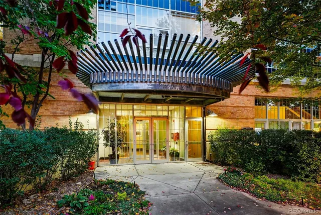 $780,000 | 7752 East 4th Avenue, Unit 2C, Denver, CO 80230