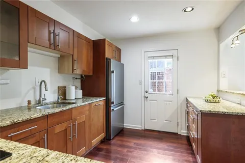 $339,000 | 25 Independence Place Northwest, Atlanta, GA 30318