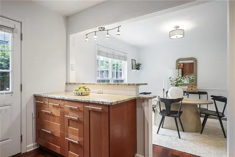 $339,000 | 25 Independence Place Northwest, Atlanta, GA 30318
