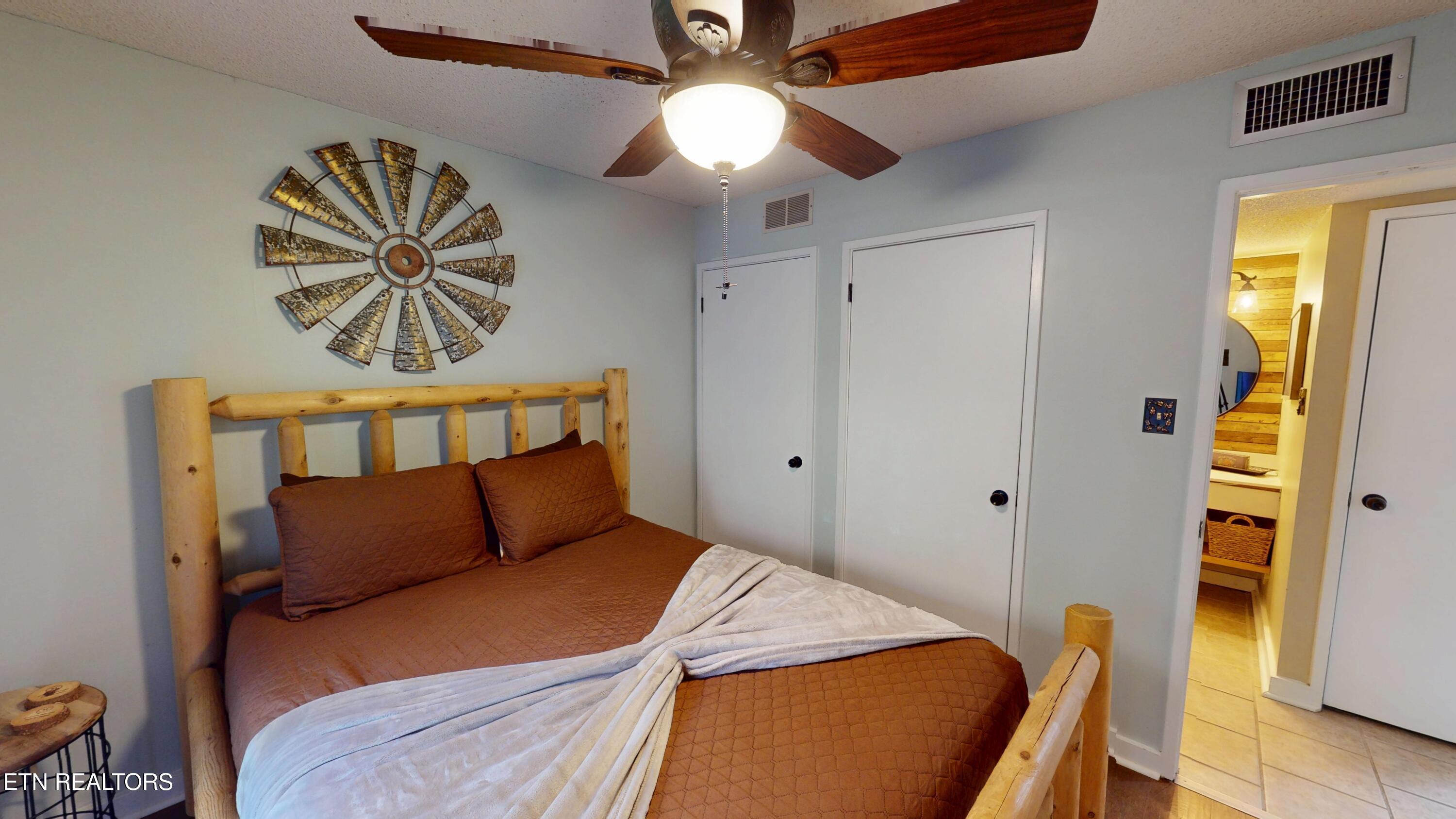 1081 Cove Road, Unit 614 Sevierville, TN 37876 - Photo 16 of 26 1081-Cove-Rd-Sevierville-TN-11082025_142