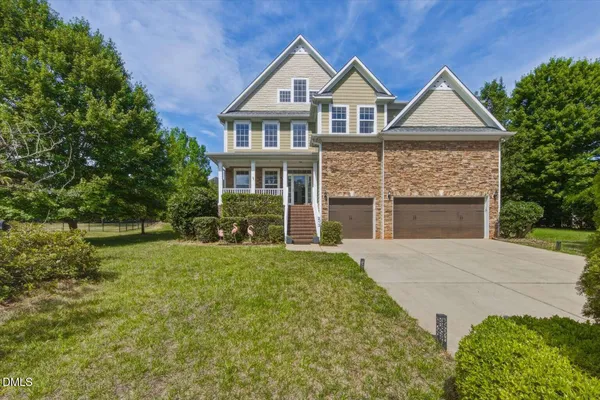 $949,900 | 213 Sea Biscuit Lane, Apex, NC 27539
