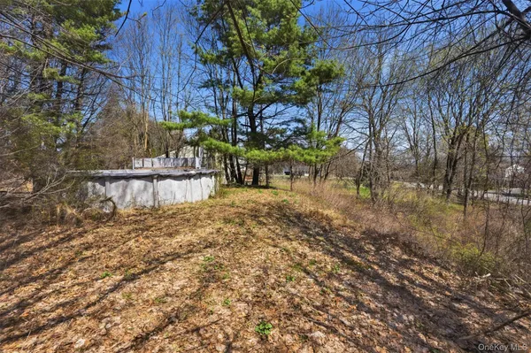 $449,000 | 26 Lauretta Drive, Highland, NY 12528