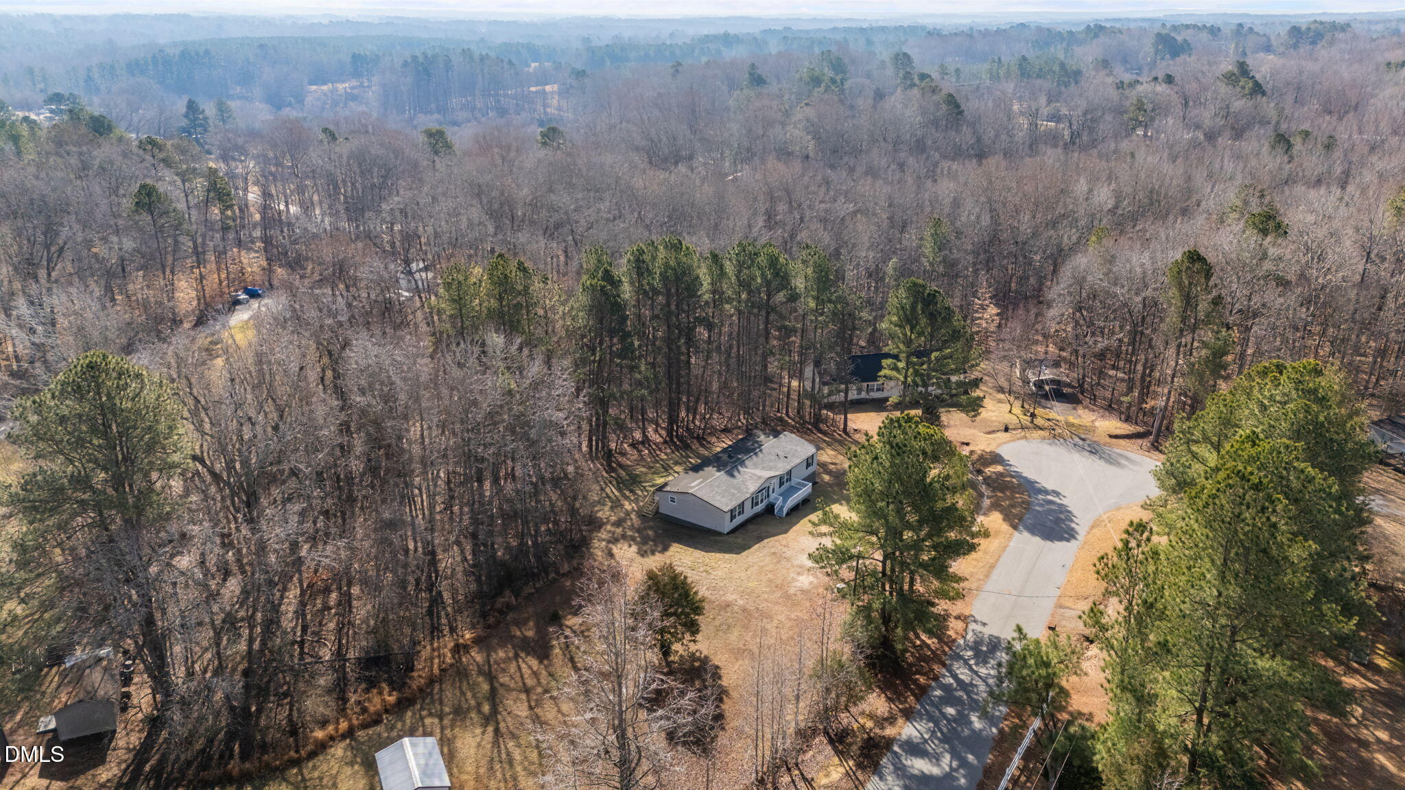 91 Pine Ridge Road Henderson, NC 27537 - Photo 9 of 50 18-web-or-mls-18-DJI_20260217094718_0016