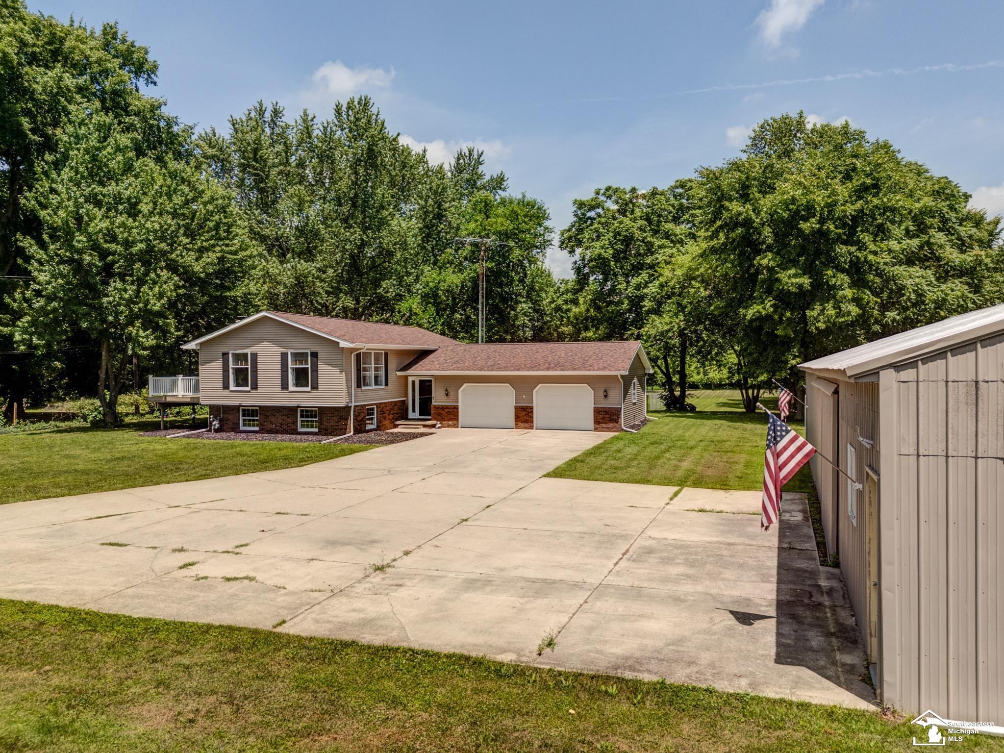 8870 Dixon Road Monroe, MI 48161 - Photo 18 of 45
