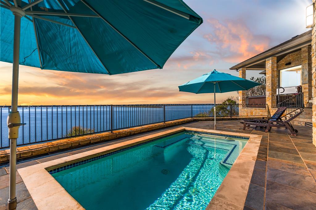 1221 Overlook Court Whitney, TX 76692 - Photo 7 of 40