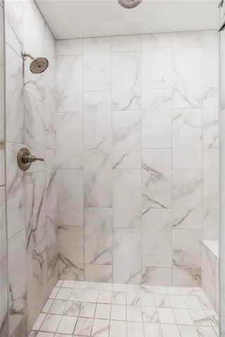 $775,000 | 25738 West 96th Street, Lenexa, KS 66227