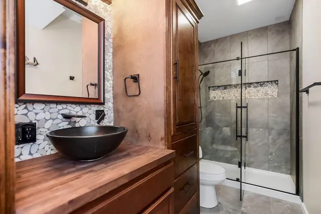 $775,000 | 25738 West 96th Street, Lenexa, KS 66227