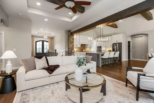 $775,000 | 25738 West 96th Street, Lenexa, KS 66227