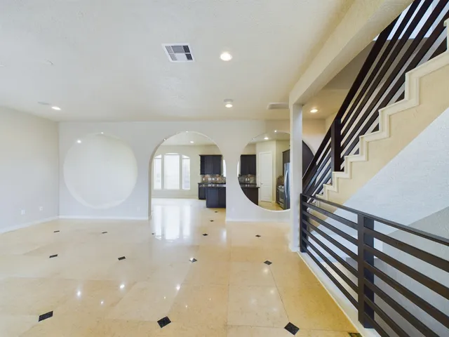 $3,550 | 2609 Lawrence Street, Houston, TX 77008