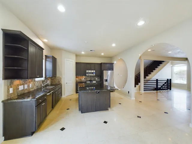 $3,550 | 2609 Lawrence Street, Houston, TX 77008