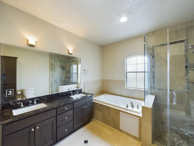 $3,550 | 2609 Lawrence Street, Houston, TX 77008