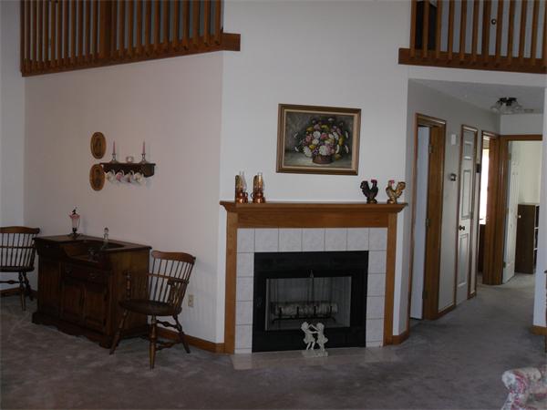 17 F Castle Hills Road, Unit 17 Agawam, MA 01001 - Photo 8 of 17 Gallery Image 8