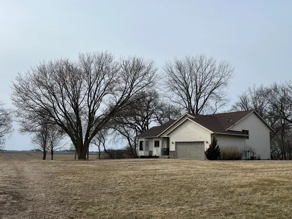 $539,900 | 23541 Kenwood Avenue, Wabasso, MN 56293