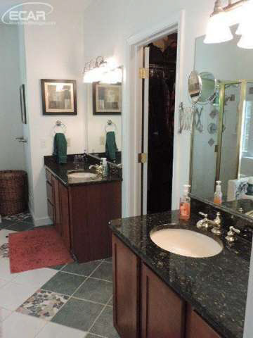 12381 Center Road Fenton, MI 48430 - Photo 16 of 35 21149174-15.JPG