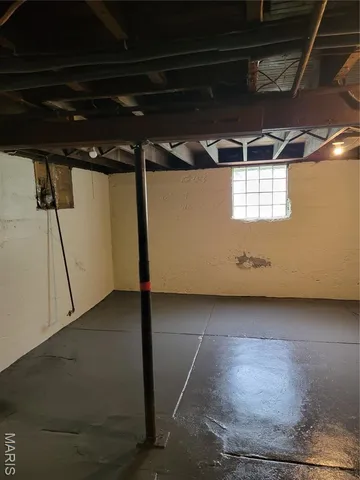 $1,500 | 26 Compton Avenue, Ferguson, MO 63135