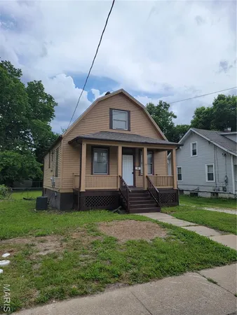 $1,400 | 26 Compton Avenue, Ferguson, MO 63135