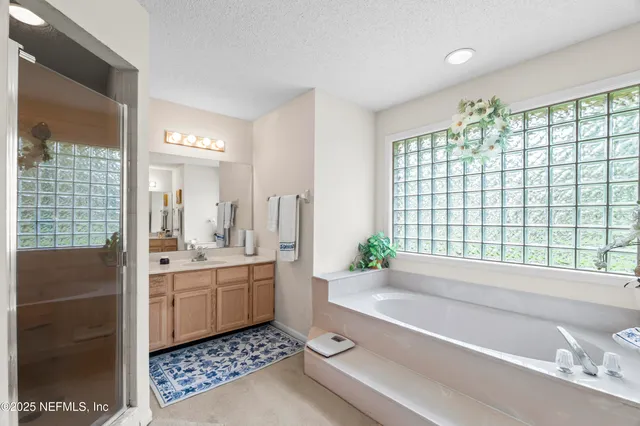 $359,900 | 10526 Pebble Beach Court, Jacksonville, FL 32222