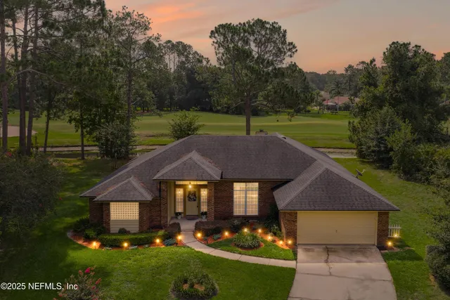 $359,900 | 10526 Pebble Beach Court, Jacksonville, FL 32222