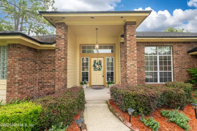 $359,900 | 10526 Pebble Beach Court, Jacksonville, FL 32222