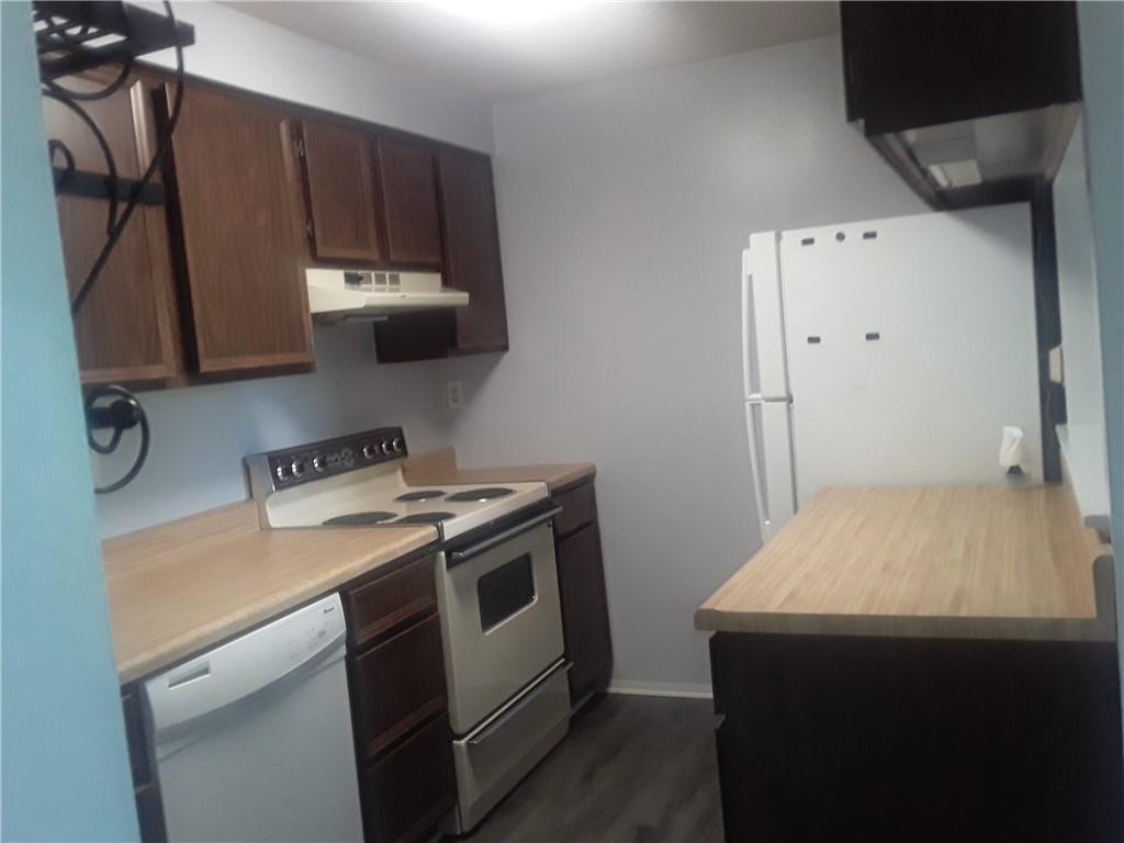 2463 Brook Ledge Road, Unit B33 Bridgeville, PA 15017 - Photo 4 of 16 Gallery Image 4