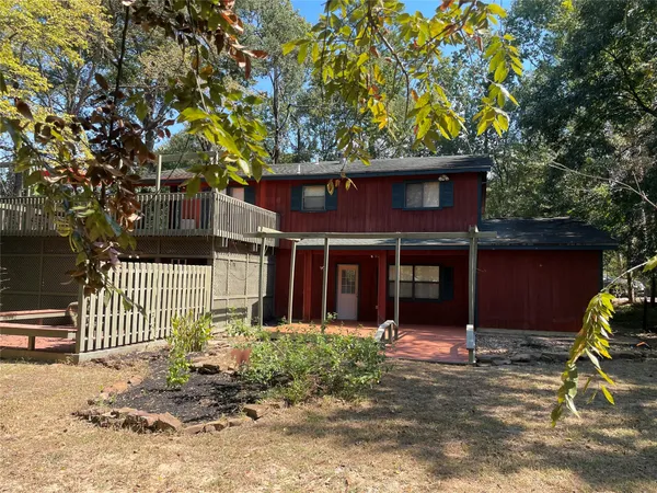 $1,800 | 302 Somerset, Conroe, TX 77316