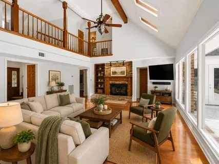 $643,500 | 208 Evangeline Drive, Mandeville, LA 70471