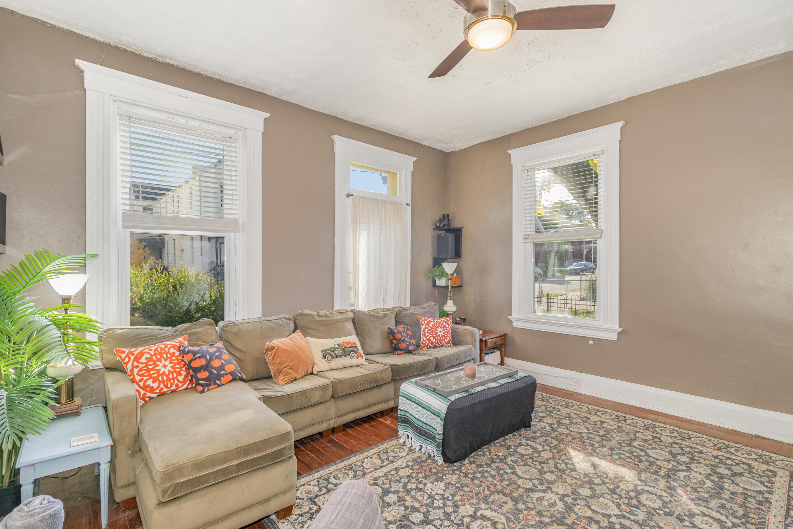 336 Byrd Street Covington, KY 41011 - Photo 5 of 34