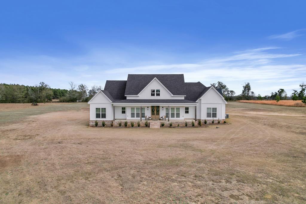 527 Sasser Road Dothan, AL 36305 - Photo 1 of 61 Main View