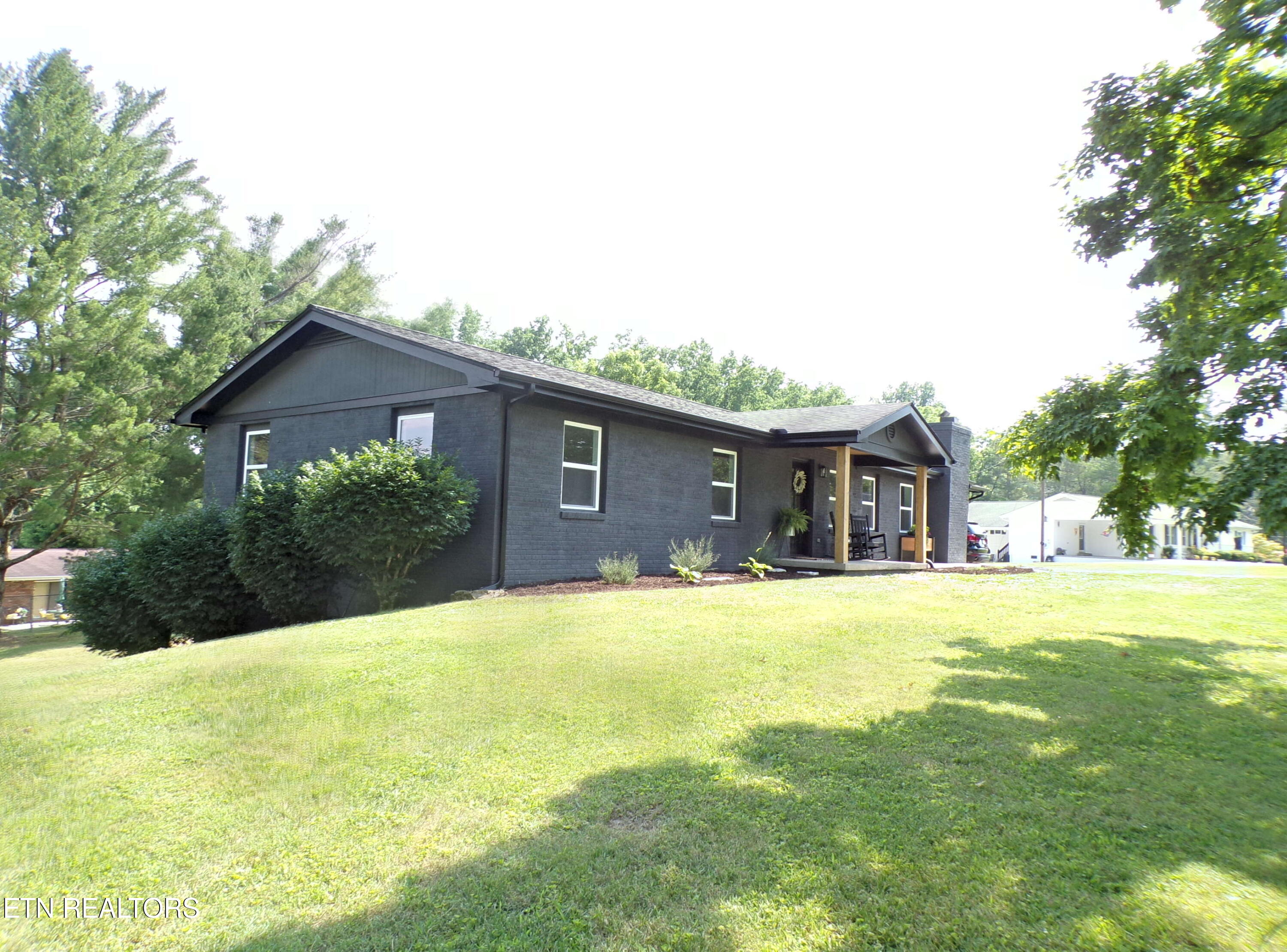 386 McKinney Road La Follette, TN 37766 - Photo 3 of 46 100_0707