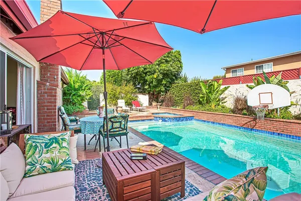 $2,206,000 | 5101 Chateau Circle, Irvine, CA 92604