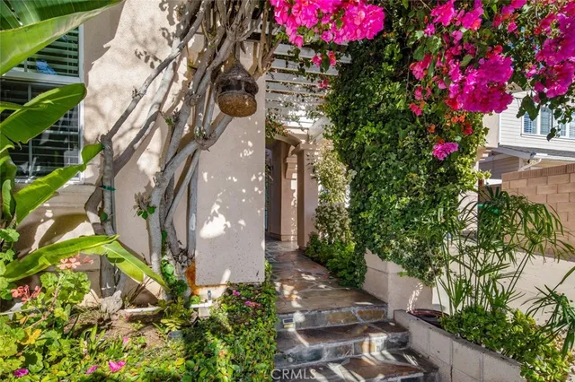 $2,286,000 | 5101 Chateau Circle, Irvine, CA 92604