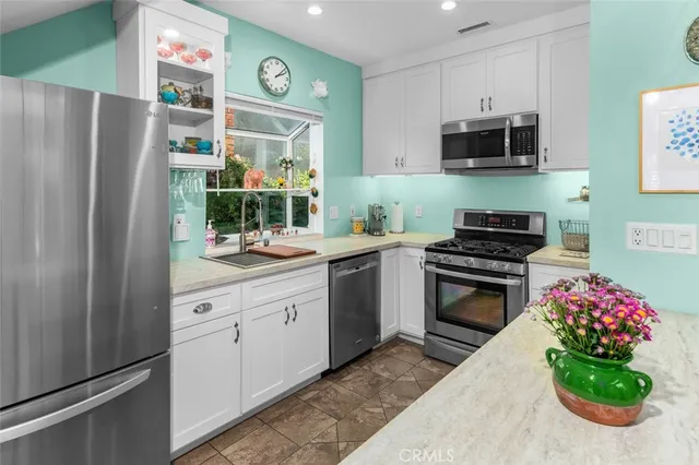 $2,286,000 | 5101 Chateau Circle, Irvine, CA 92604