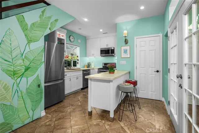 $2,286,000 | 5101 Chateau Circle, Irvine, CA 92604