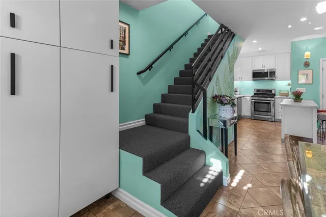 $2,286,000 | 5101 Chateau Circle, Irvine, CA 92604