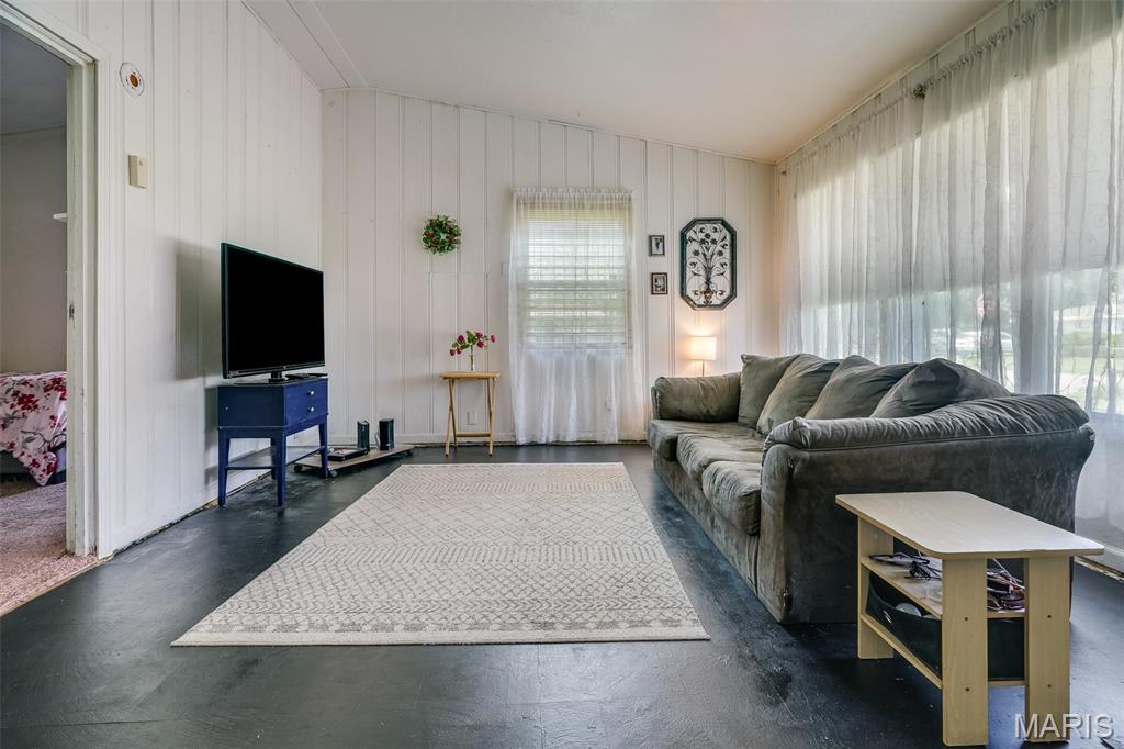 1302 St Raphael Drive East St. Louis, IL 62206 - Photo 7 of 24