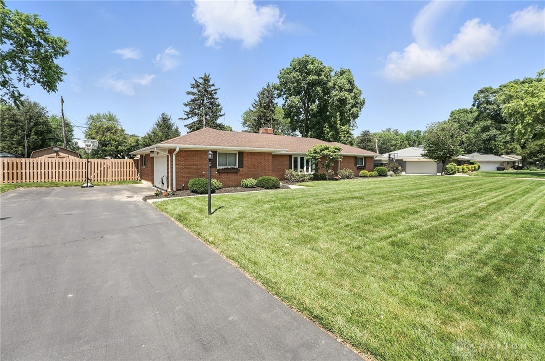 159 Cardigan Road Dayton, OH 45459 - Photo 3 of 40 Gallery Image 3