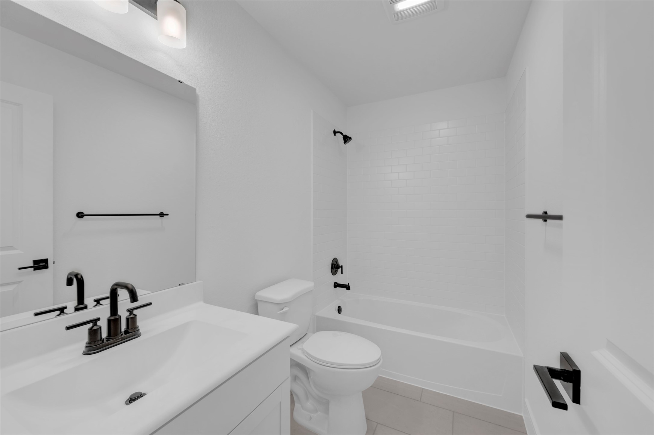 2819 Duchess Drive Rosenberg, TX 77471 - Photo 24 of 37 a bathroom with a sink a toilet and shower