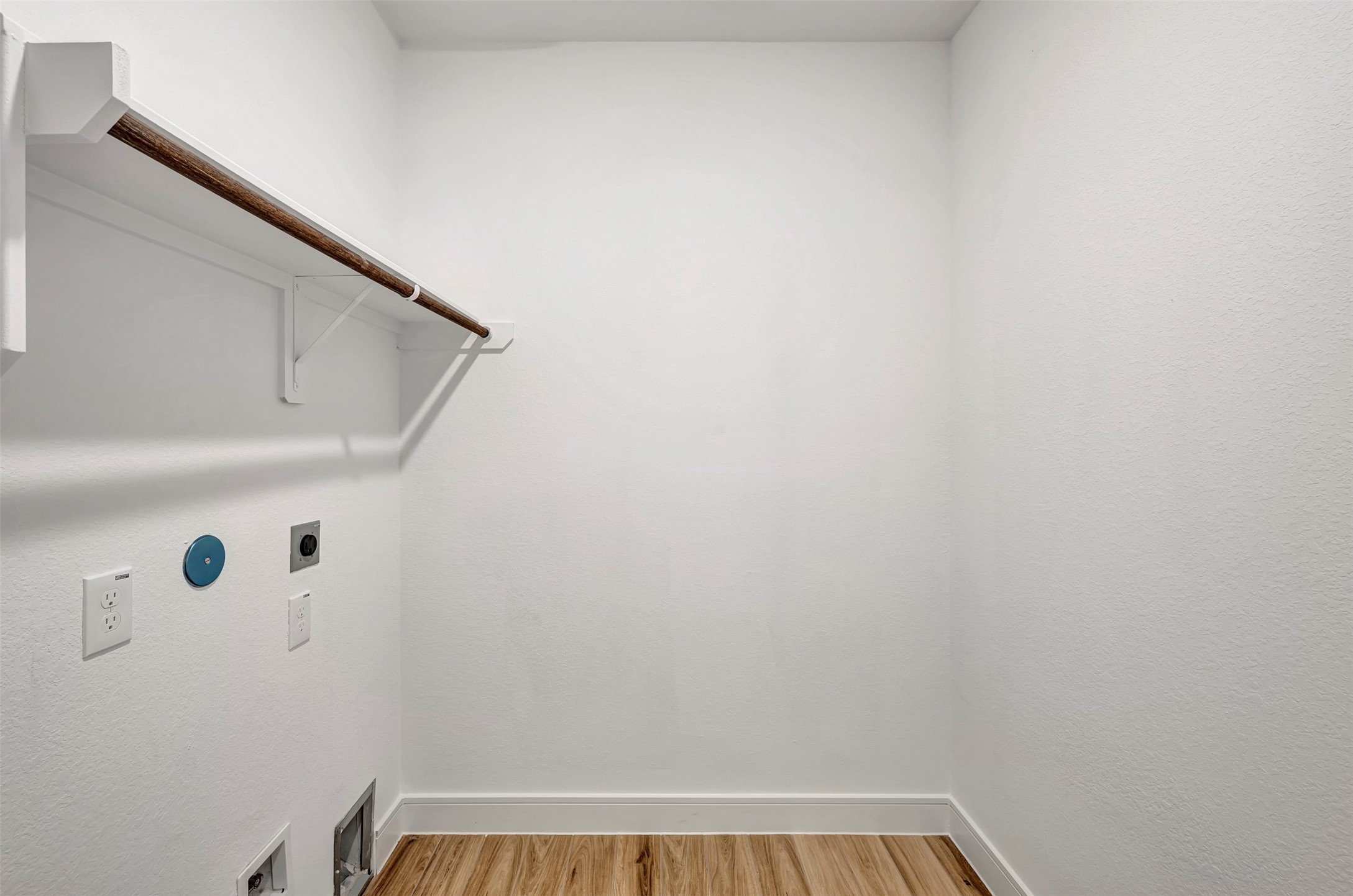 2819 Duchess Drive Rosenberg, TX 77471 - Photo 24 of 36 Laundry room (*Photo not of actual home and used for illustration purposes only.)