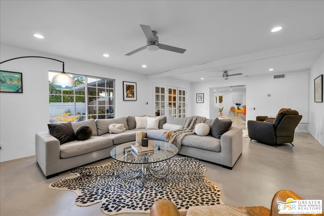 2210 East Powell Road Palm Springs, CA 92262 - Photo 15 of 71 a living room with furniture