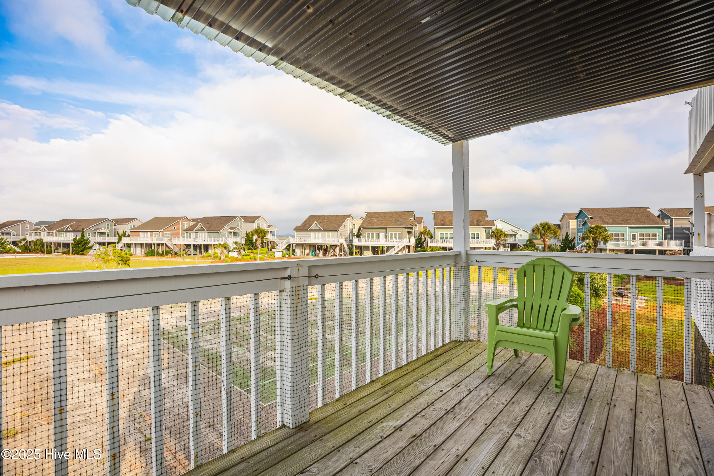4 Seabrook Road, Unit 1 Ocean Isle Beach, NC 28469 - Photo 17 of 37 Deck