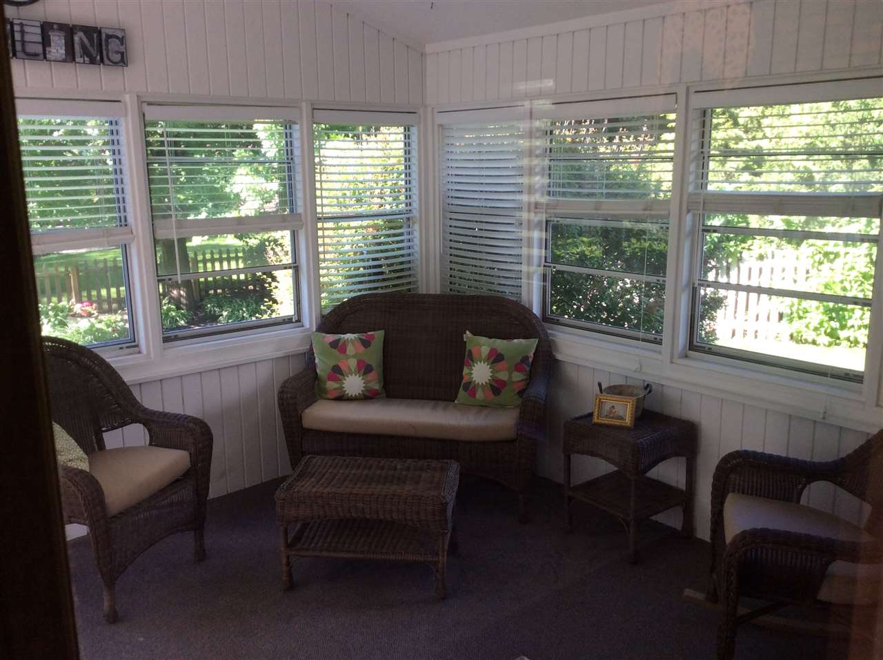 7169 Sentinel Road Rockford, IL 61107 - Photo 10 of 25 a living room with furniture and a window
