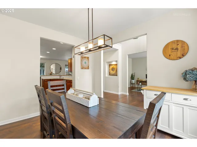 $709,000 | 20102 Southwest 54th Terrace, Tualatin, OR 97062