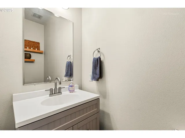 $709,000 | 20102 Southwest 54th Terrace, Tualatin, OR 97062