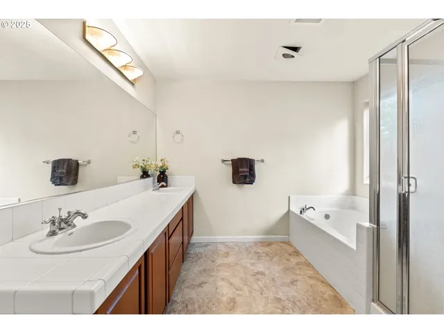 $709,000 | 20102 Southwest 54th Terrace, Tualatin, OR 97062