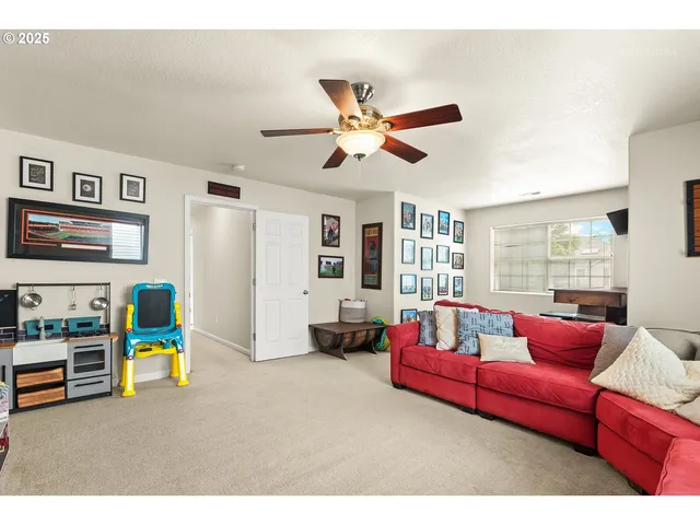 $709,000 | 20102 Southwest 54th Terrace, Tualatin, OR 97062