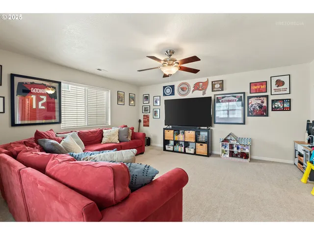 $709,000 | 20102 Southwest 54th Terrace, Tualatin, OR 97062